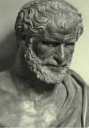 В Ефесе жил философ Гераклит