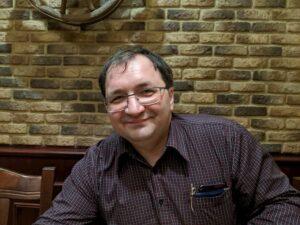 pxl 20201011 160428685 1