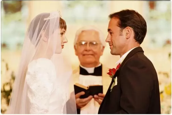 Брак: можно ли христианкам выходить замуж за неверующих?