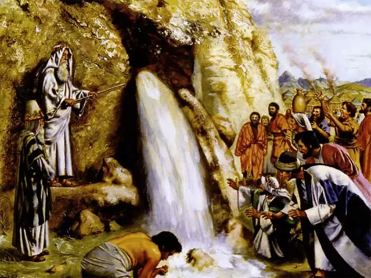 Скала, по которой ударил Моисей - прообраз Христа. 1Кор.10:4